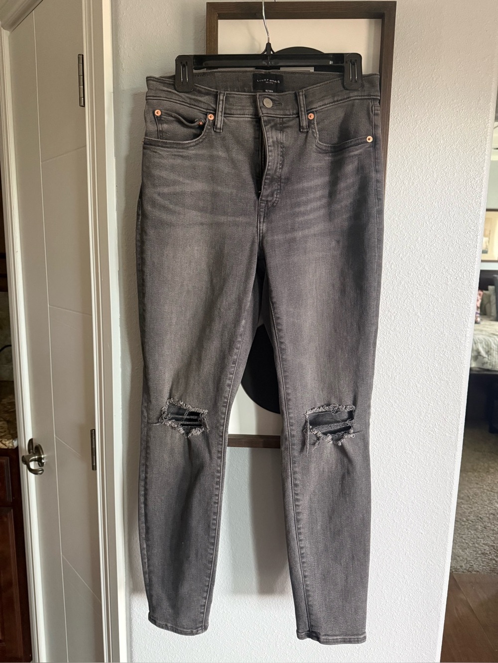 Lucky Brand Women's Distressed Charcoal Skinny Jeans